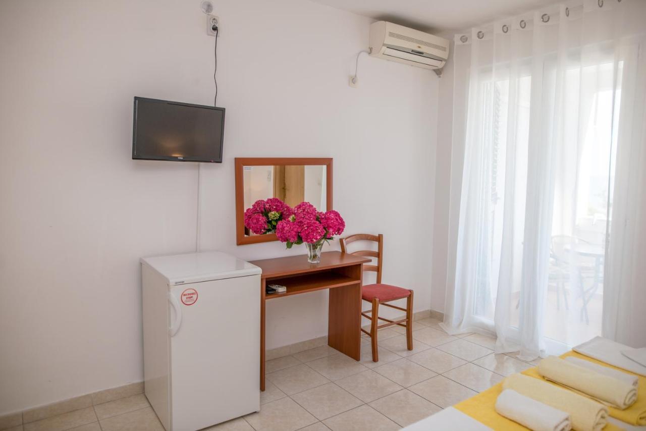 Apartman Zenta Petrovac Eksteriør billede